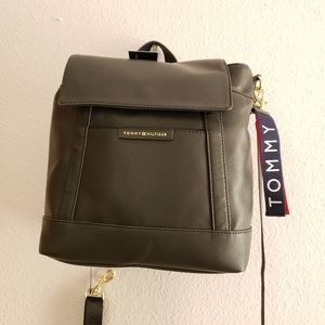 Tommy Hilfiger purse / backpack purse sholder bag